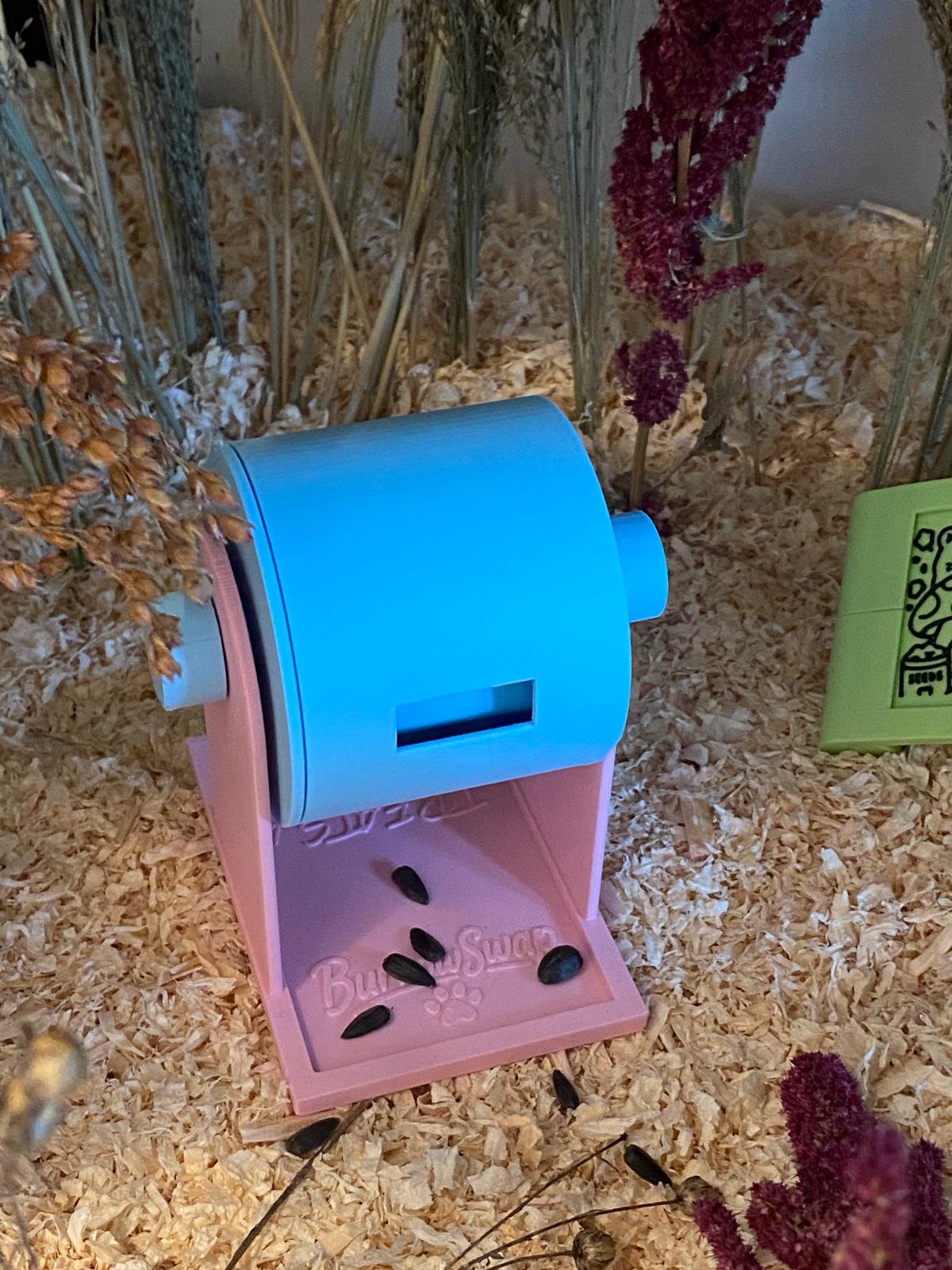 Treat Tumbler – Interactive Pet Enrichment Toy