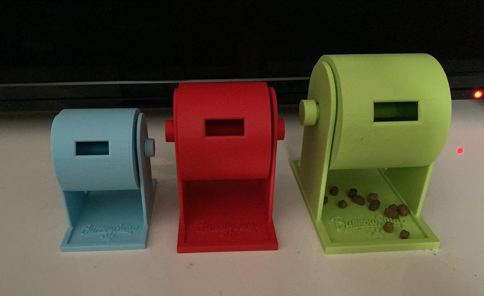 Treat Tumbler – Interactive Pet Enrichment Toy